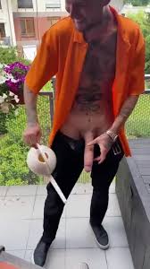 UK BOY WITH A VERY BIG DICK - ThisVid.com