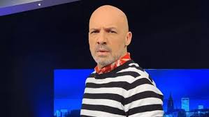 Maybe you would like to learn more about one of these? Nikos Moytsinas Etoimos Na Ginei Pateras Celebrities Eidhseis