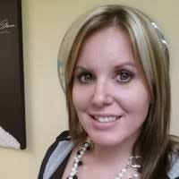 Robyn Landrum's Instagram, Twitter & Facebook