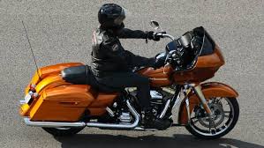 Shop our amazing collection of women online and get free shipping on $99+ orders in canada. Harley Davidson Brakes On Lower Shipment Forecasts Financial Times