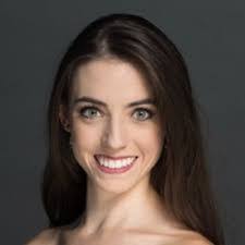 Sarah Tryon's Instagram, Twitter & Facebook