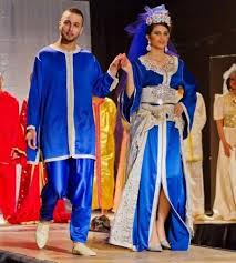 Achetez un jabador marocain pour homme aux plus bad prix du marché en utilisant notre site web il ya plusieurs couleurs de jabador moderne ou traditionnel disponibles sur notre magasin afin de. Jabador Le Chic A La Marocaine Pour Homme Et Femme Caftan4you