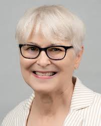 Pamela Foy's Instagram, Twitter & Facebook