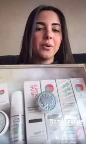 Pamper yourself with Oraia and Eve products this holiday season! ❄️✨ Treat  yourself to the ultimate self-care experience and indulge in our luxurious  skincare and haircare range., Visit our website to ...