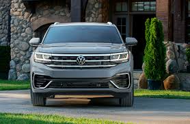 From certain angles, the atlas cross sport resembles an audi q8, a quality that will please vw fans and annoy audi drivers. What S Unique On The 2020 Volkswagen Atlas Cross Sport R Line Trim