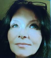 Can you edit this christmas photo?