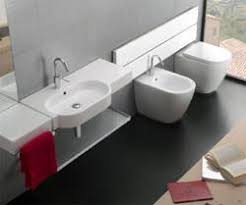 Spesso in questa situazione, da planimetria catastale l'appartamento risulta corretto, ma l'agenzia se ne lava le mani dicendo che non ha validità e consiglia di affidare ad un tecnico la pratica per sanare l'errore. Riscaldare Il Bagno