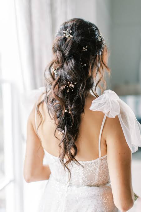 40 Pretty Half Up Half Down Wedding Hairstyles For Brides