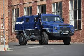 They all begin unarmed, compelled to scavenge for the weapons that are randomly spawned. Rheinmetall Zeigt Sonderwagen Survivor R Auf Der Internationalen Sicherheitsfachmesse Gpec 2020 In Frankfurt Main Rheinmetall Ag Pressemitteilung Pressebox