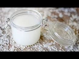 Faire un gommage et exfolier la peau de manière régulière vous permet d'éliminer les peaux mortes présentes sur votre visage. Secret Des Japonais Laver Le Visage Avec L Eau De Riz Pour Rajeunir La Peau Youtube