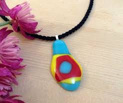Jewellery, plates, coasters, sun catchers, clock faces. Make A Fused Glass Pendant At Home 5 Steps With Pictures Instructables