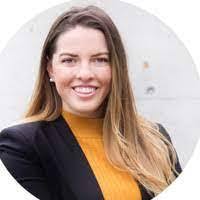 Lorena Ott's Instagram, Twitter & Facebook