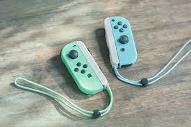New horizons content is in development, next update drops this week. Nintendo Switch Konsole Im Design Von Animal Crossing Erscheint