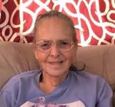 Louise Randolph's Instagram, Twitter & Facebook