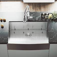 From stainless steel sinks to ceramic sinks, we have them all. Vigo 33 Bedford Stainless Steel Farmhouse Kitchen Sink With Grid And Strainer