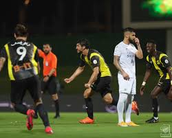 .الأتحاد السعودي أو الأتحاد الدولي وهذه كانت مشكلة كبرى تواجه الأندية فلكل نادي الحق أن يعرف عدد بطولاته التي قام بالحصول عليها في كرة القدم منذ نشأته الى أن قام الأتحاد. ØªØ­Ù„ÙŠÙ„ Ø§ÙƒØ³ØªØ±Ø§ Ù†Ù…ÙˆØ± Ø§Ù„Ø§ØªØ­Ø§Ø¯ ØªÙØªØ±Ø³ Ù†Ø¬ÙˆÙ… Ø§Ù„Ø£Ù‡Ù„ÙŠ ØªÙƒØªÙŠÙƒÙŠ Ø§ Ø¨Ø³Ø¨Ø¨ Ø£Ø®Ø·Ø§Ø¡ Ù…ÙŠÙ„ÙˆÙÙŠØªØ´ Ø§ÙƒØ³ØªØ±Ø§ Ø³Ø¨ÙˆØ±Øª