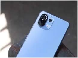 Xiaomi mi 11 lite comes in three colors: Xiaomi Mi 11 Lite Smartphone Will Be Launched In India Today Know Price And Specifications Sena Daily