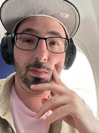 Gamer introduces themselves and gaming interests