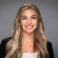 Kim Strait's Instagram, Twitter & Facebook