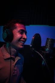 Eliab Sanchez's Instagram, Twitter & Facebook