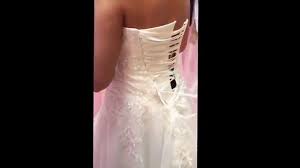 Der ultimative guide für eure hochzeitskleider. So Schnure Ich Mein Brautkleid Richtig Avoriovestito Youtube