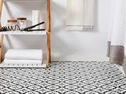 Do peel and stick tiles really work. Self Adhesive Vinyl Floor Tiles Pros And Cons
