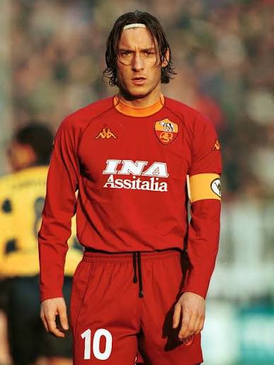 totti-dhe-covid-19-refuzova-shtrimin-ne-spital-e-pashe-vdekjen-me-sy-iu-dhashe-lamtumiren-femijeve-te-mi