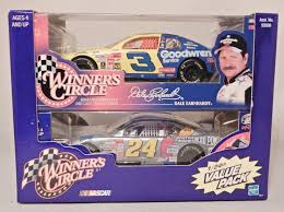 These are the sizes 1/18 1/24 1/32 1/48 compared. Winner S Circle Value Pack Nascar 3 Dale Earnhardt 24 Jeff Gordon 1 24 Winnerscircle Dale Earnhardt Jeff Gordon Nascar Winner