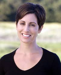 Bestselling author, neuroscientist speaks at Capitol Theatre about journey  to writing "Still Alice"