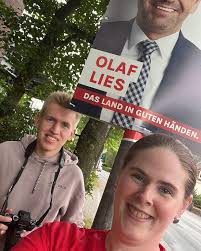 Nicht nur das Land ist in guten Händen, auch bei meinen Genossen*innen aus  Jever und Cleverns/ Moorwarfen bin ich das. Danke für euren Einsatz.  #olaflies #daslandingutenhänden #landtagswahl2022 #spdniedersachsen  #demnordengehörtdiezukunft