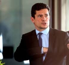 Moro terá sob seu controle um superministério com a fusão das pastas de justiça. A Imersao Do Juiz Sergio Moro No Mundo Da Politica Politica Estadao