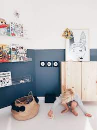 een halve muur geschilderd in deze 12 kinderkamers wel kids room inspiration kid room decor kids room design