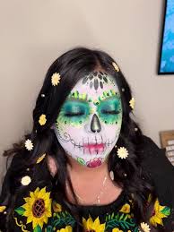 Green Catrina 💚 Makeup by Me & Hair by @Evelyn Moreno #makeupartist  #dayofthedead #diadelosmuertos #catrinamakeup #sugarskull #mexicana  #maquillajetok #makeuptok #mexico #greenmakeuplooks #makeupinspo
