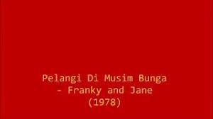 Senyum beberapa wanita yang menjepit bunga di rambutnya. Franky Jane Pelangi Di Musim Bunga 1978 Mp4 Youtube