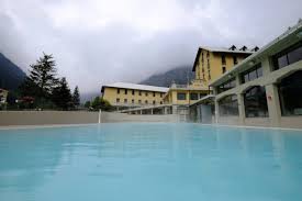 Si tratta di una delle più famose località termali d'alta quota di tutto l'arco alpino, con i suoi 1305 metri di. Bagni Di Vinadio Cn Piemonte Piemonte