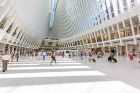 It contains 2.5 million sq ft of rentable office space and 216,000 sq ft of retail space. New York City Usa Spater Im August 28 2016 Westfield World Trade Center Mall In Lower Manhattan Lizenzfreie Fotos Bilder Und Stock Fotografie Image 62651601