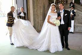 After wedding dress wedding party dresses wedding reception wedding weekend post wedding wedding parties wedding night george clooney marriage. Amal Alamuddin Marries George Clooney In Oscar De La Renta
