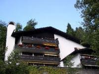 Die wohnung besteht aus wohnzimmer, schlafzimmer, küche, große diele, bad und balkon. Hubsche Zentral Gelegene 2 Zimmer Dachgeschoss Wohnung In
