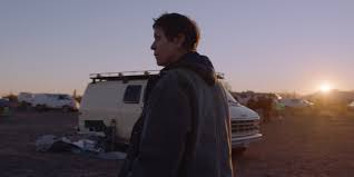 «земля кочевников» — это художественный фильм режиссера хлои чжао. Zemlya Kochevnikov Ssha 2020 Afisha Kino