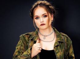 Conjugation documents grammar dictionary expressio. Tinna Gi Revine In AtenÈia Publicului Cu Un Nou Videoclip AscultÄ Melodia De Cate Ori Èi Spune Ne Ce PÄrere Ai Video Ea Md