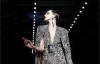 Closing @ysl spring summer 2020 at #pfw 🖤🖤🙏🏾 @anthonyvaccarello #ysl Saint Laurent Spring 2021 Naomi Campbell