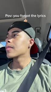 Edwin veloz (@shrek_jr_)