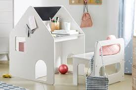 Für die schulanfänger ist das zumeist eine sehr aufregende zeit voller vorfreude auf diesen neuen lebensabschnitt. Liebling Des Monats Origineller Schreibtisch Fur Kinder Vertbaudet Blog Ein Familien Blog Fur Eltern Kinder Mit Ratgebern Zum Thema Baby Erziehung Uvm