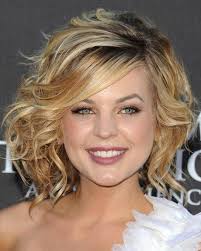 Shoulder length layered hair with pretty natural this shape can work for straight or curly hair. Pin On Hair Beauty That I Love