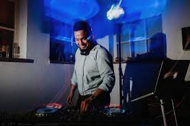 Im galluspark 12, 60326, frankfurt am main. Hochzeits Dj 6 Tipps Ihn Zu Finden