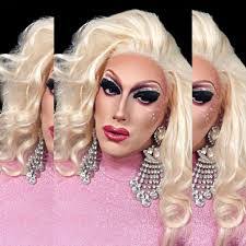 Rosie Doss's Instagram, Twitter & Facebook