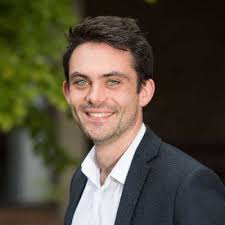 Mario Draper's Instagram, Twitter & Facebook