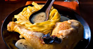 Decouvrez Notre Recette Facile Et Rapide De Poularde A La Truffe Et Au Champagne Sur Cuisine Actuelle Retrouvez Les Etapes De Recette Meilleur Recette Truffe