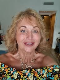 my Name is Sharon Chappell. I'm 55 years old. I'm come from London. Can  inbox me anytime. Thank you