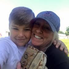 Brandi Brady's Instagram, Twitter & Facebook